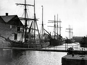 Images Dated 9th October 2019: Sailing ships in Runcorn Dock, Cheshire 1934