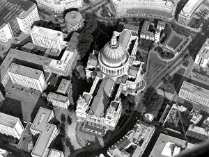 St Pauls Cathedral from the air