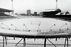 Chelsea F.C. Collection: Stamford Bridge, home of Chelsea Football Club, under snow 1967