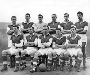 Images Dated 14th November 2019: Stirling Albion F. C. Team group 1954