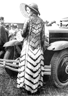 Fashions From The 1930s Prints: Thirties motoring style
