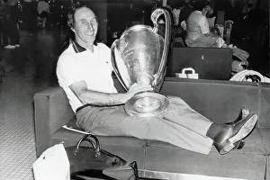 Champions League Football Prints: Tony Barton, manager of Aston Villawith the European Cup 1982