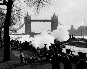 Images Dated 22nd November 2023: Tower Bridge The Honourable Artillery Company fire a salute for the Death of King George VI