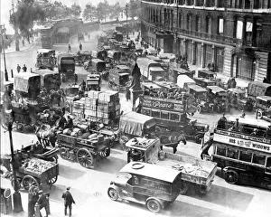 London Prints: Traffic on the Embankment, London in 1919