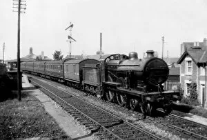 Trains Collection: Train leaving Broadstairs station