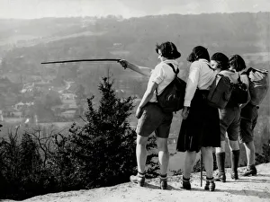Thirties Prints: Its that way! Hikers on Box Hill