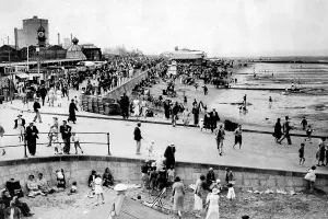 Town And Country Prints: Weymouth in the 1930s