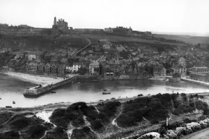 Town And Country Prints: Whitby 1936