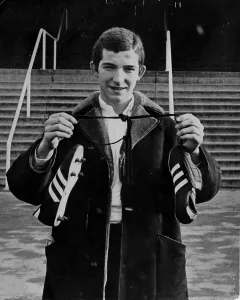 Photograph Prints: A young Graeme Souness in 1969